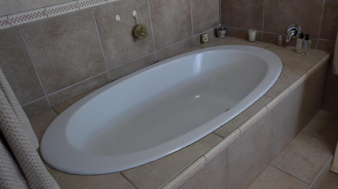 Settle Inn Self Catering Units コルチェスター エクステリア 写真