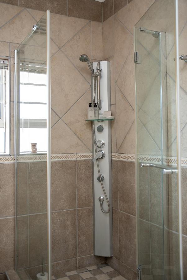 Settle Inn Self Catering Units コルチェスター エクステリア 写真