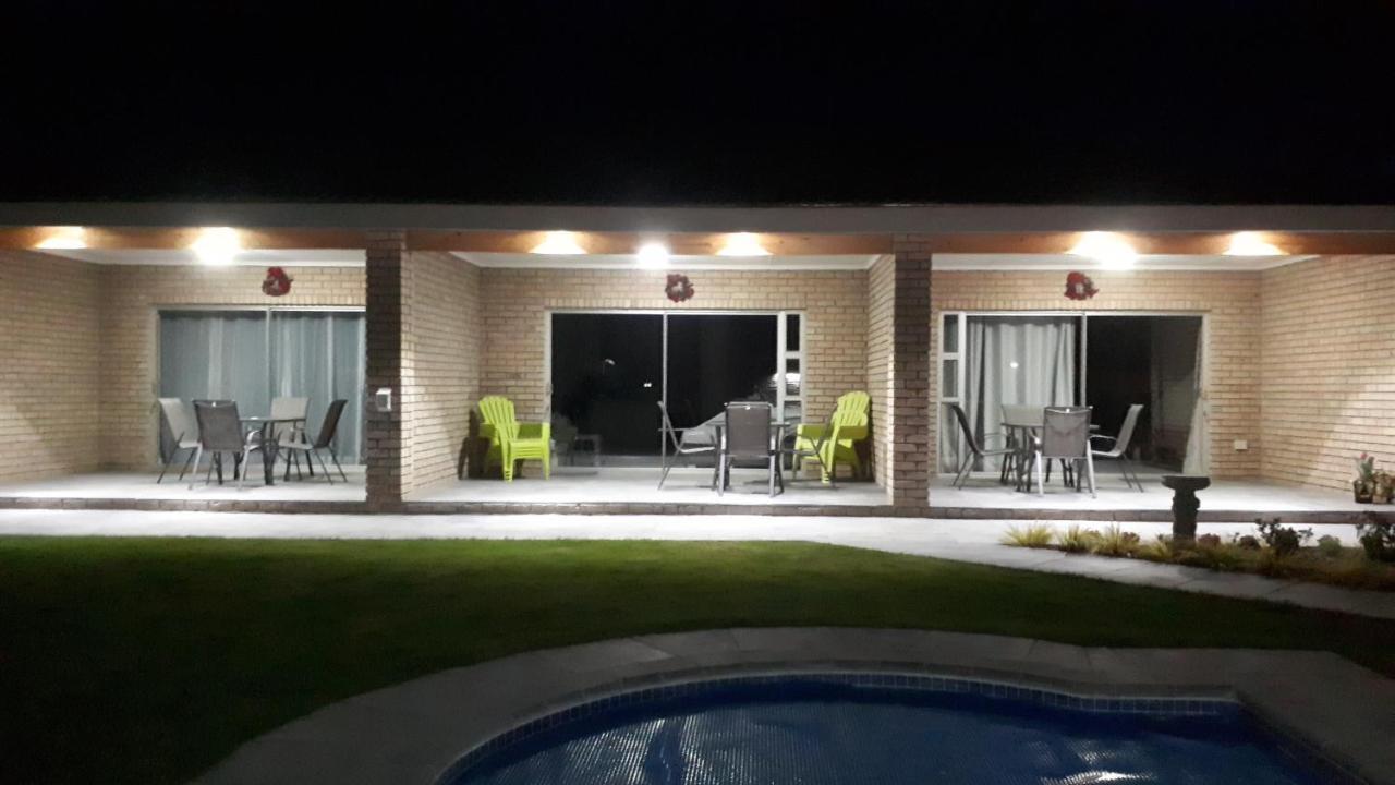 Settle Inn Self Catering Units コルチェスター エクステリア 写真