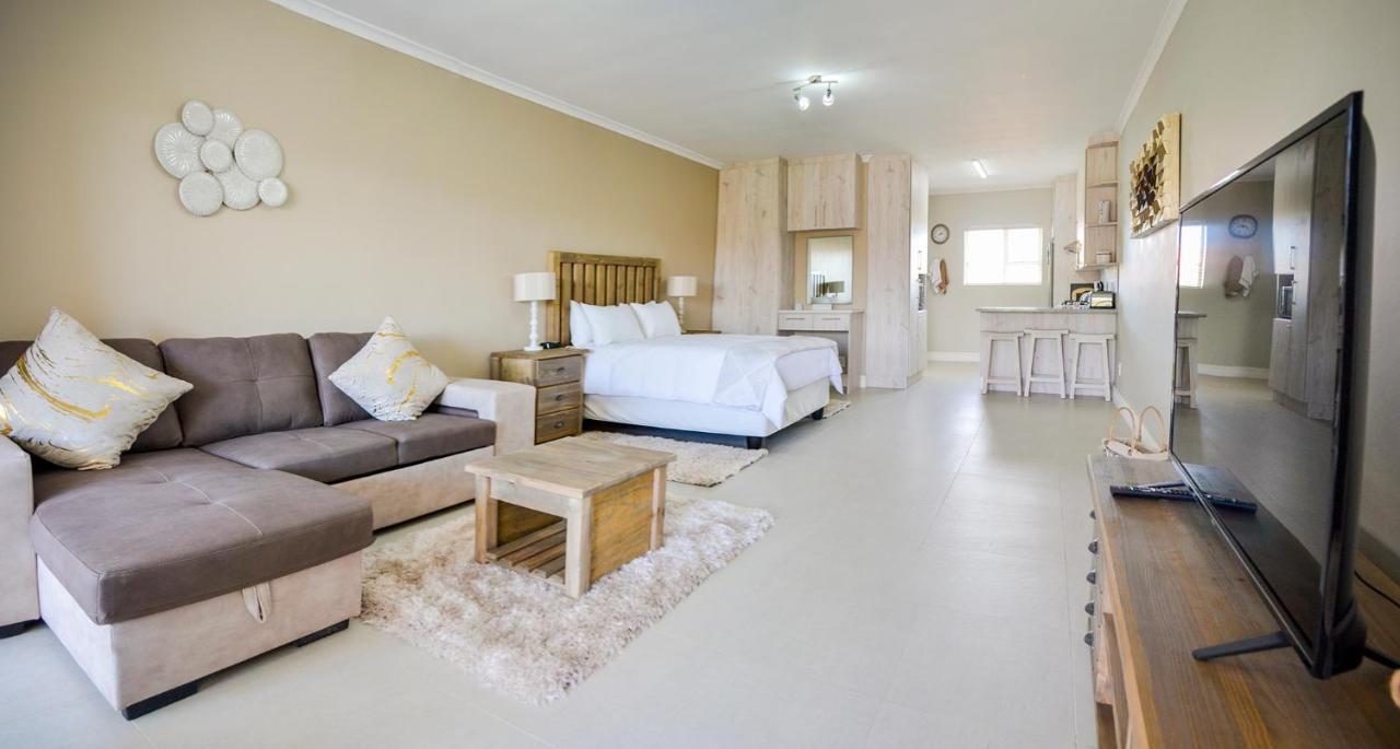 Settle Inn Self Catering Units コルチェスター エクステリア 写真