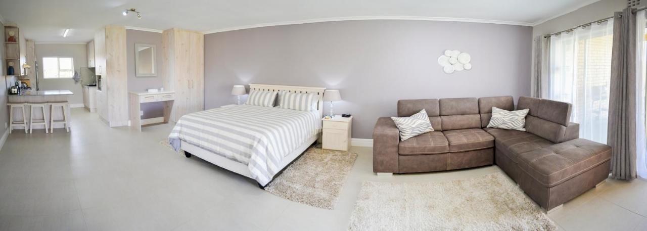 Settle Inn Self Catering Units コルチェスター エクステリア 写真