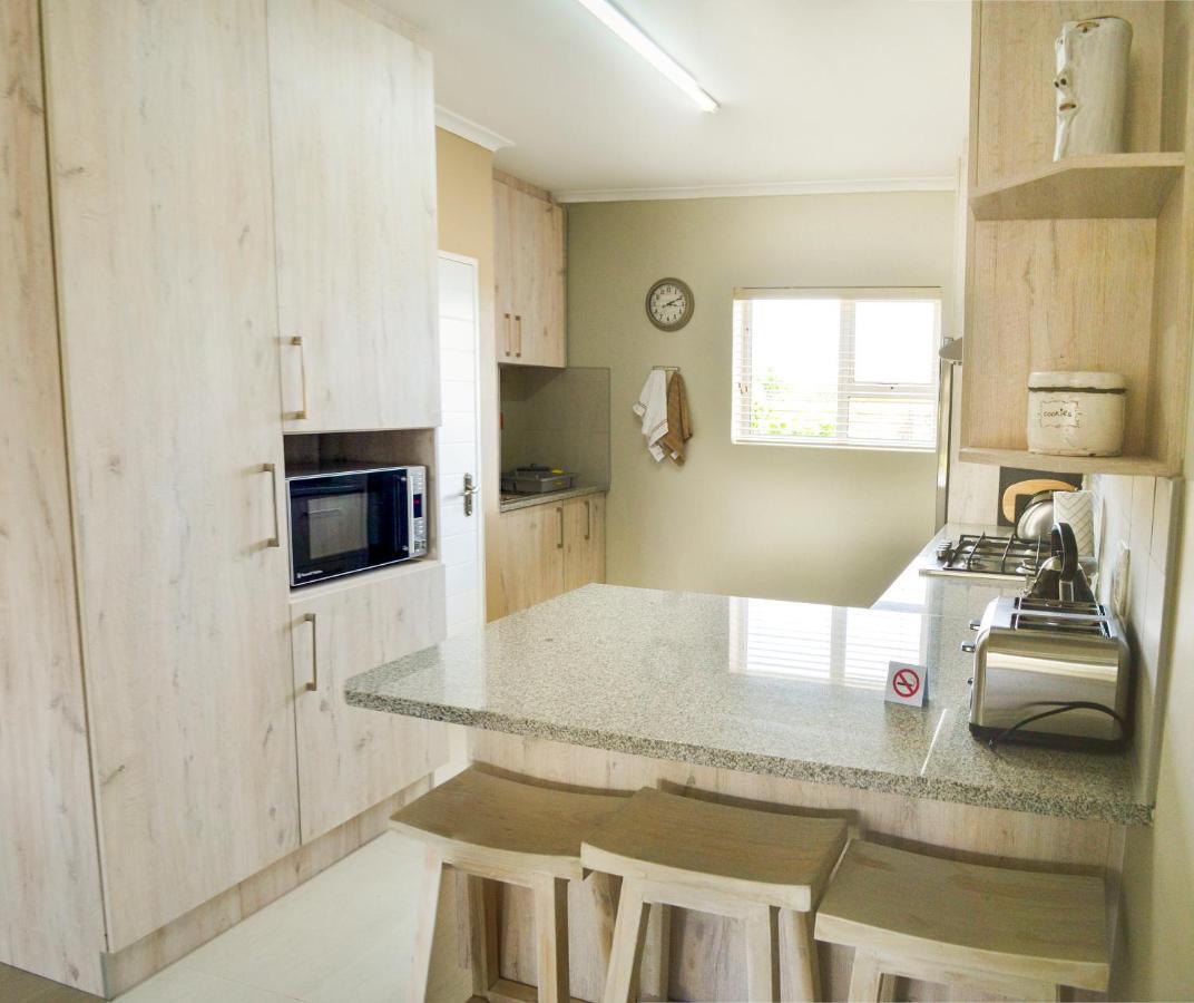 Settle Inn Self Catering Units コルチェスター エクステリア 写真