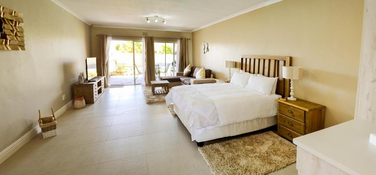 Settle Inn Self Catering Units コルチェスター エクステリア 写真